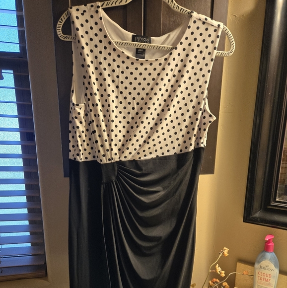 Enfocus Studio Dresses & Skirts - En Focus Polka Dot Black and White Dress